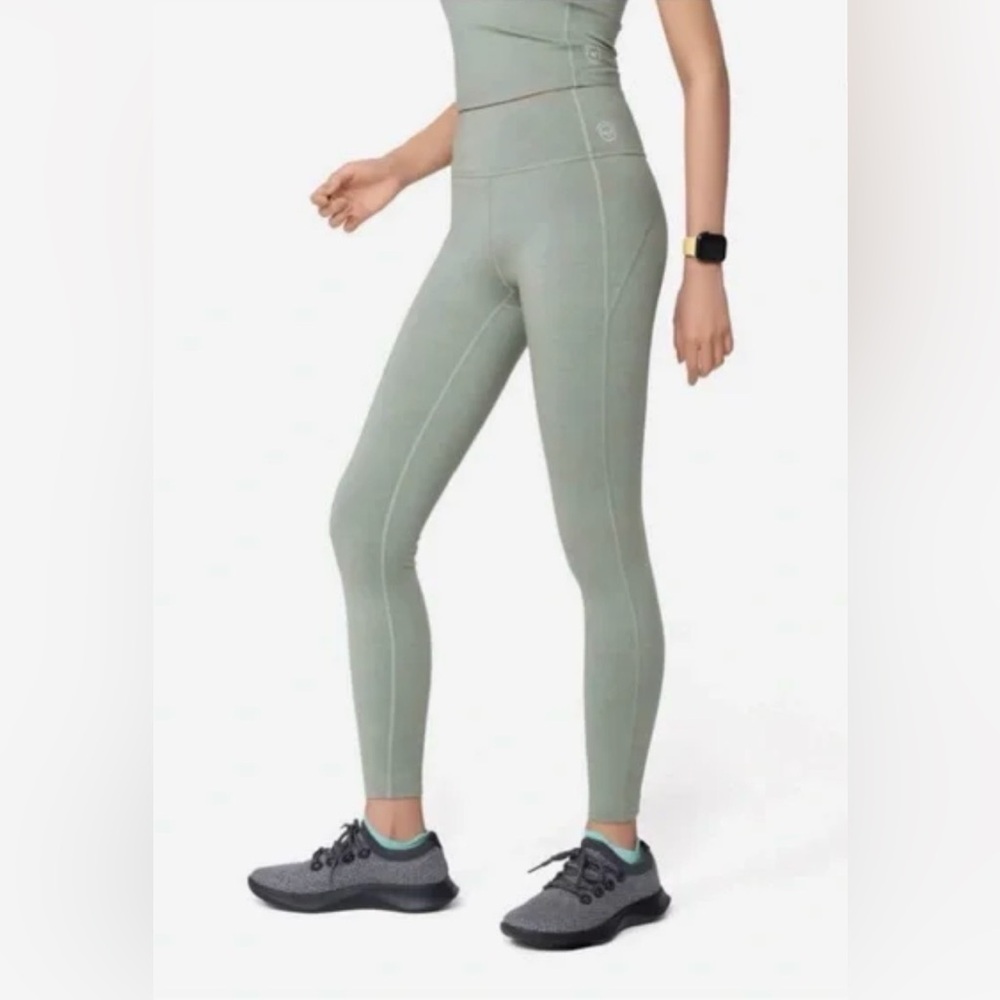 Allbirds Natural Leggings in Hazy Pine: M